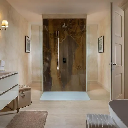 Vabriga Sleeps 8 With Pool Air Con And Wifi 빌라