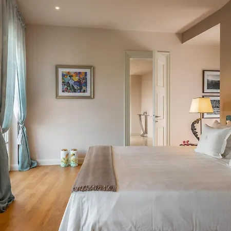 Vabriga Sleeps 8 With Pool Air Con And Wifi
