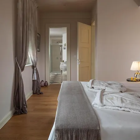 Vabriga Sleeps 8 With Pool Air Con And Wifi 빌라 *