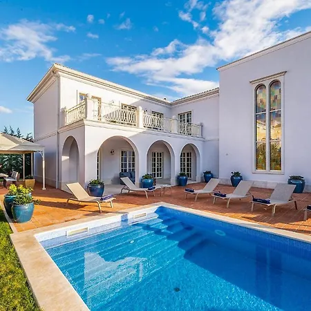 Vabriga Sleeps 8 With Pool Air Con And Wifi * Tar-Vabriga